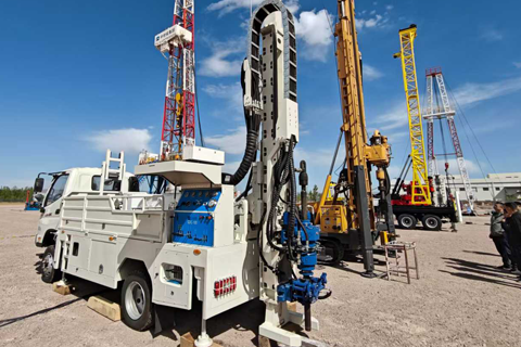 岩芯钻机及配套配件